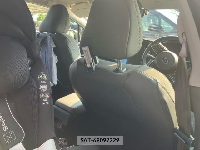Subaru Crosstrek 2024-04 8229362-12