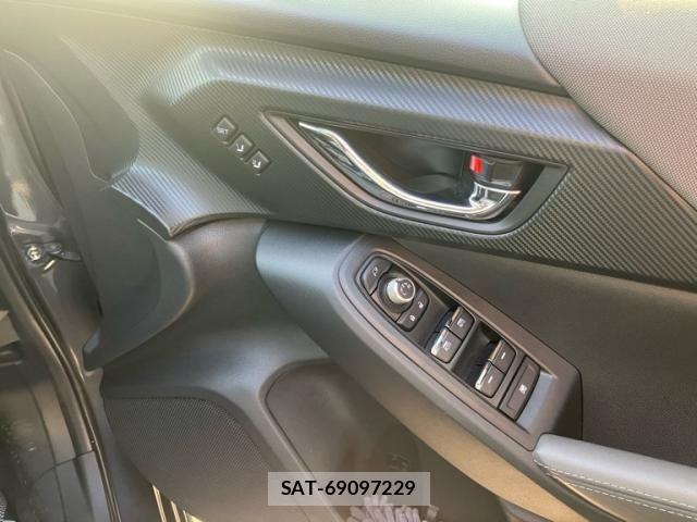 Subaru Crosstrek 2024-04 8229362-17