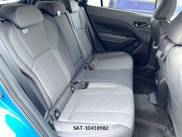 Subaru Crosstrek 2023-04 8244888-9