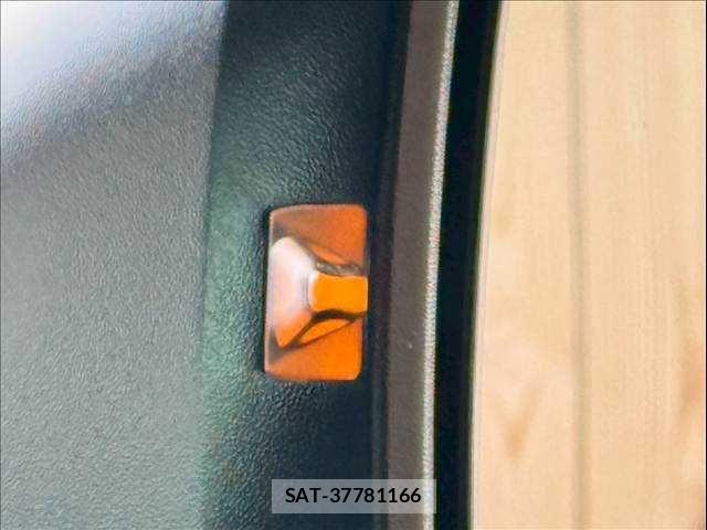 Subaru Crosstrek 2025-02 8244884-11