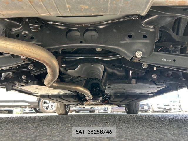 Subaru Crosstrek 2023-10 8335314-18