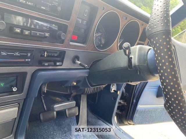 Toyota CROWN 1979-01 1014589-19