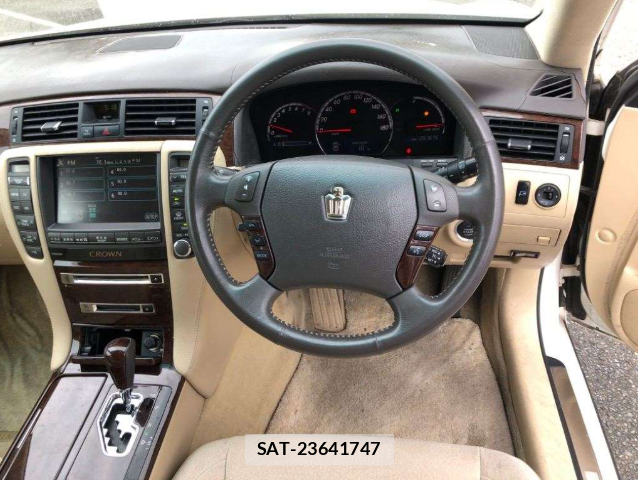 Toyota CROWN 2007 1334935-6