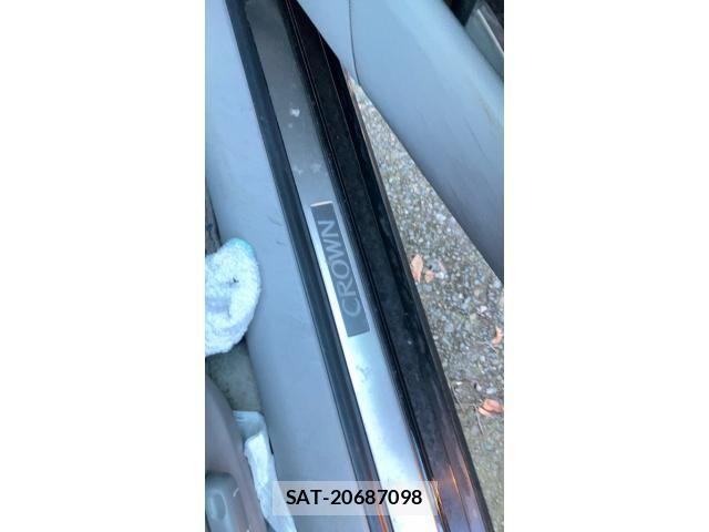 Toyota CROWN 2008-10 1386275-25