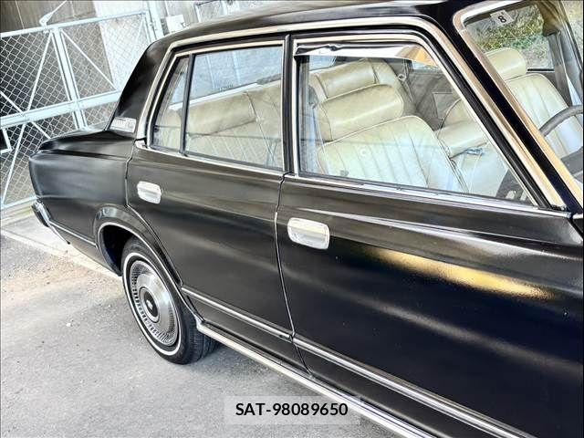 Toyota CROWN 1976-12 6814346-24