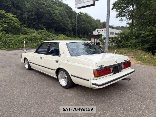 Toyota CROWN 1982-07 7216494-9