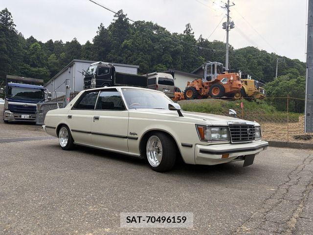 Toyota CROWN 1982-07 7216494-4