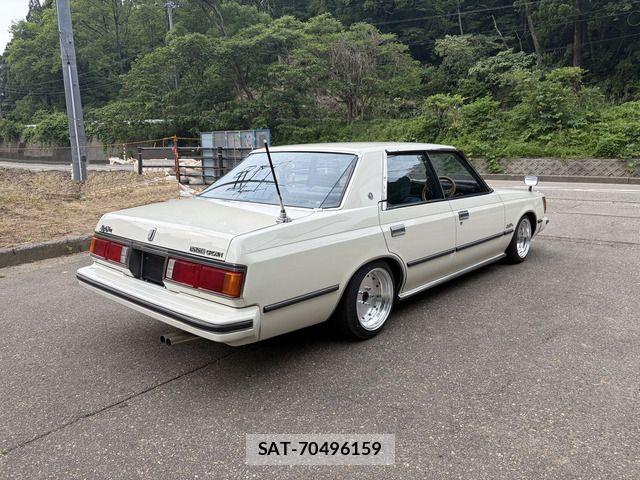 Toyota CROWN 1982-07 7216494-6