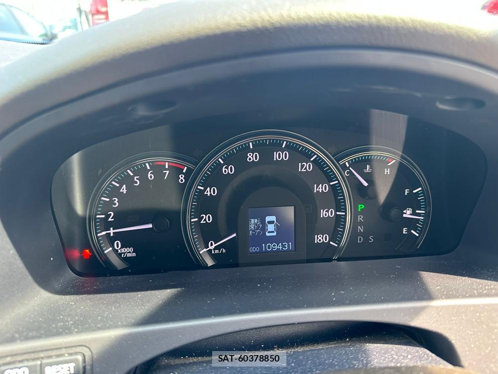 Toyota CROWN 2011-08 7499088-15