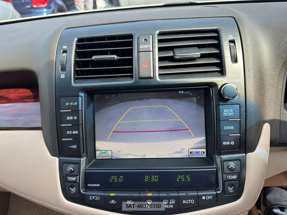 Toyota CROWN 2011-08 7499088-18