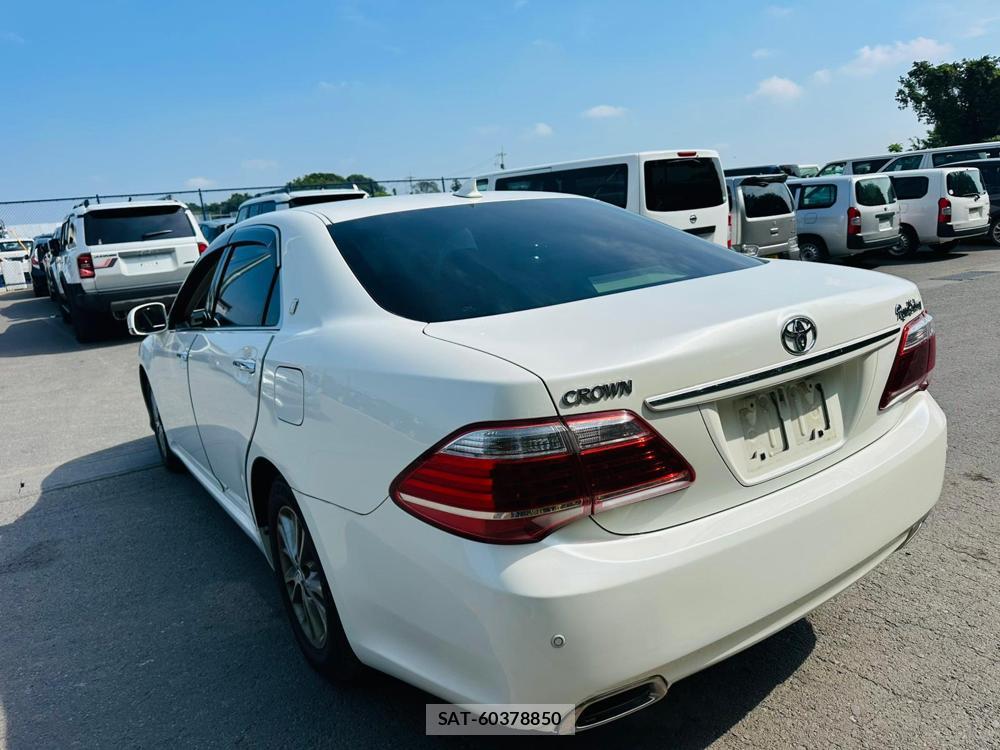 Toyota CROWN 2011-08 7499088-2