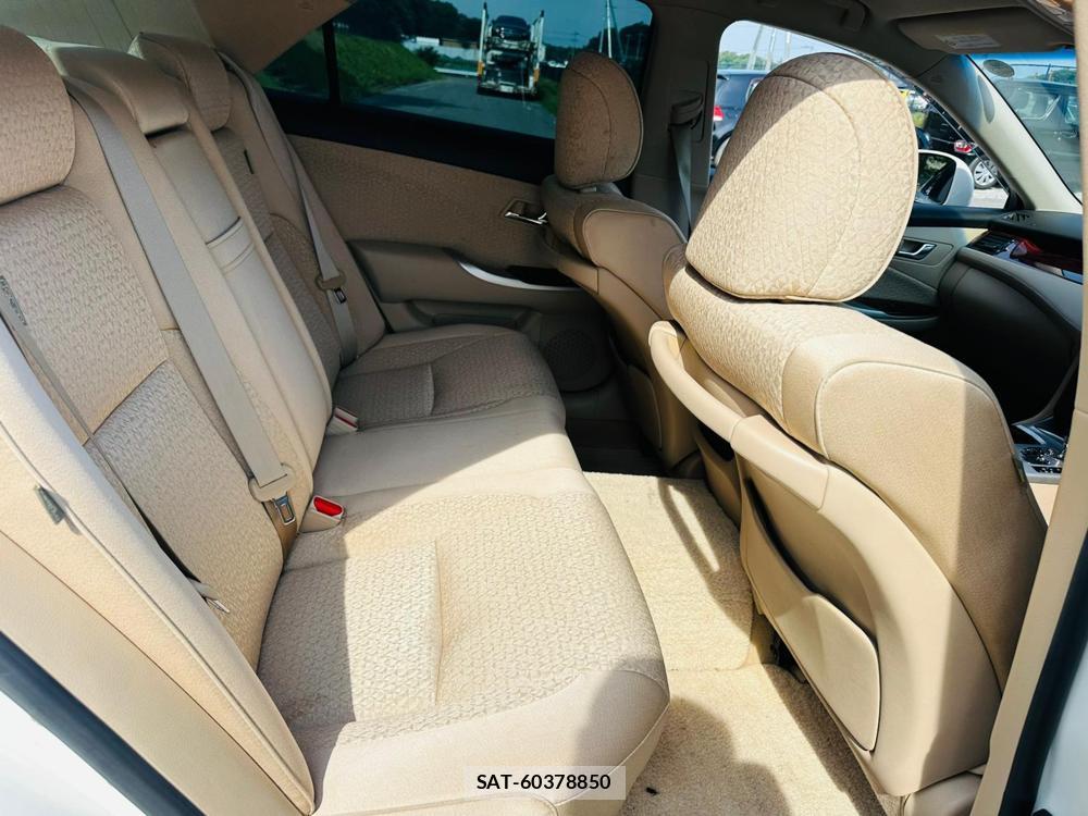 Toyota CROWN 2011-08 7499088-8