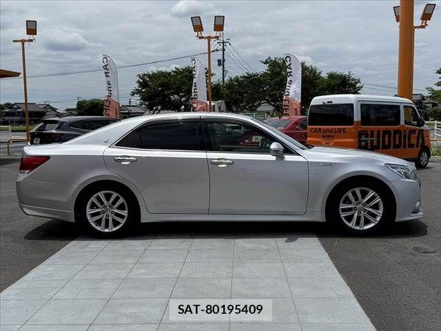 Toyota CROWN 2014-01 7500022-11