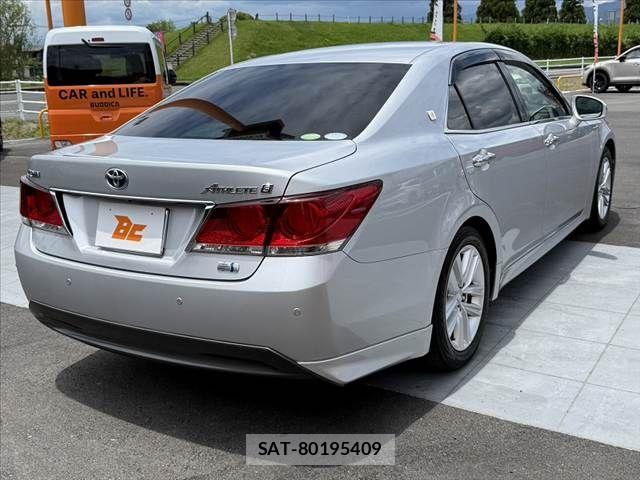 Toyota CROWN 2014-01 7500022-12