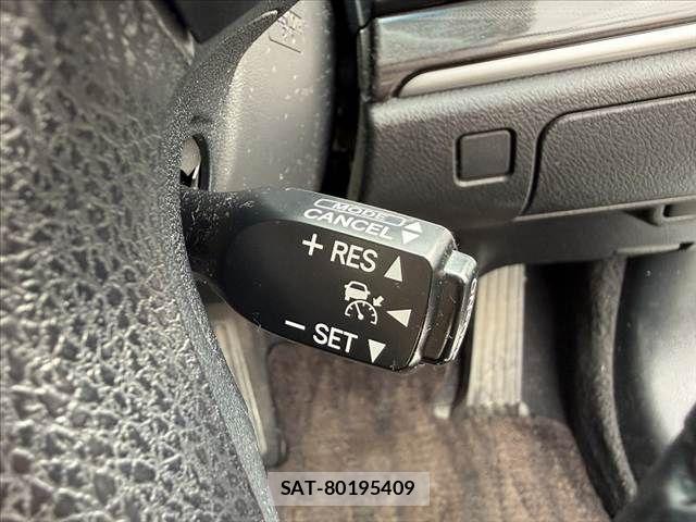 Toyota CROWN 2014-01 7500022-4