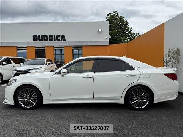 Toyota CROWN 2015-07 8795572-10