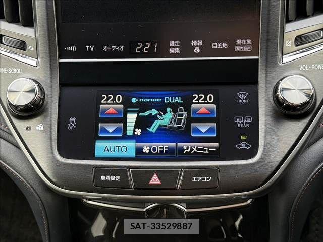 Toyota CROWN 2015-07 8795572-27