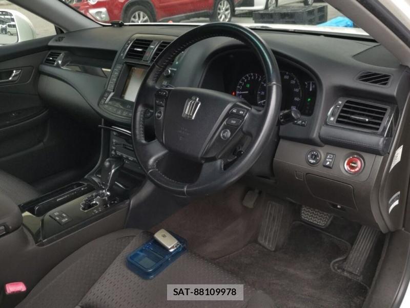 Toyota CROWN 2009 7175264-4