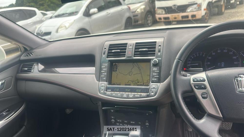 Toyota CROWN 2011 7282477-12