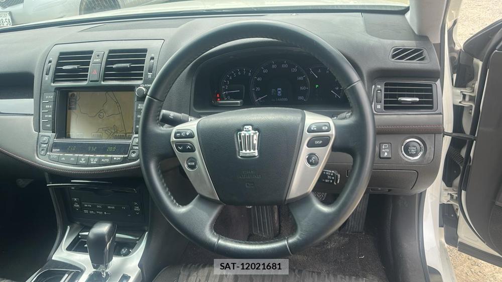 Toyota CROWN 2011 7282477-13