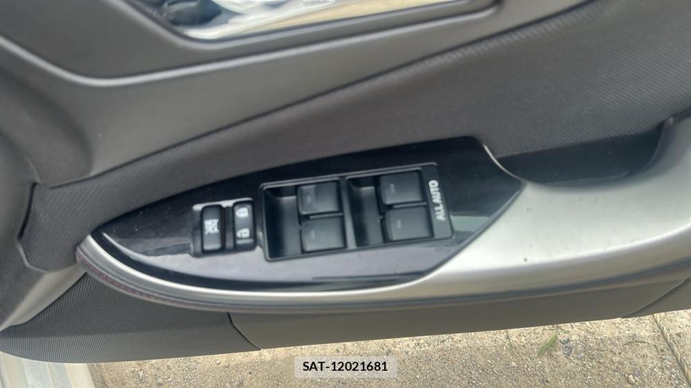 Toyota CROWN 2011 7282477-19