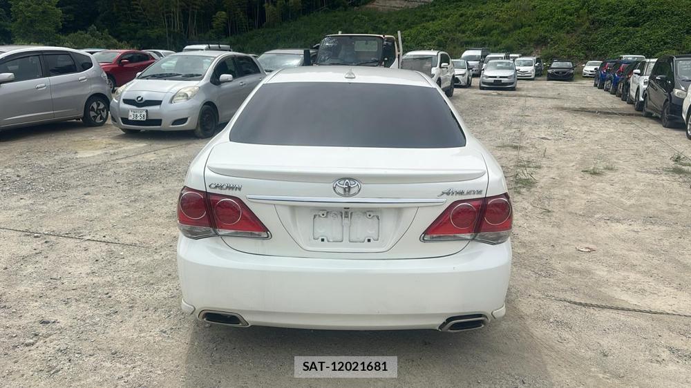 Toyota CROWN 2011 7282477-3