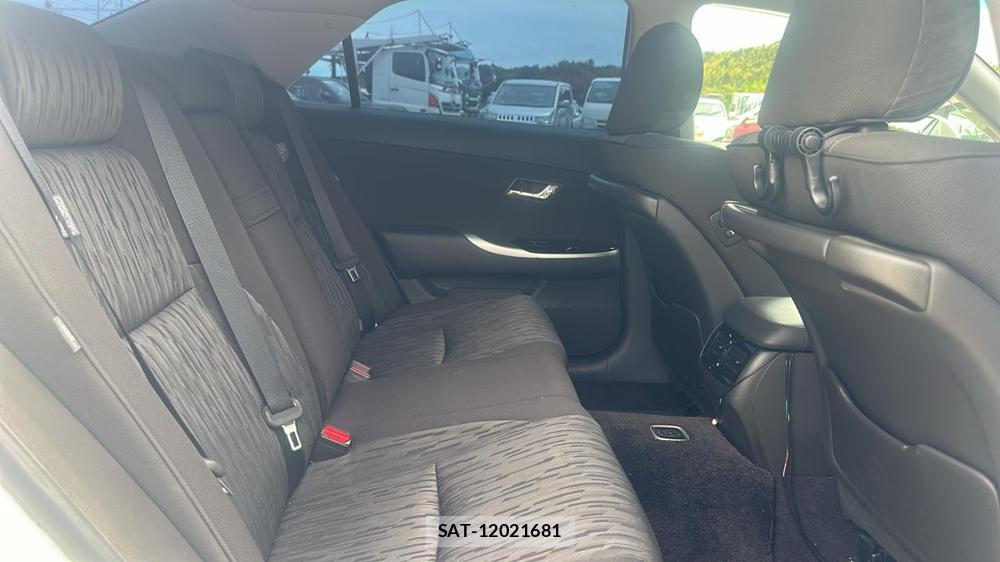 Toyota CROWN 2011 7282477-8