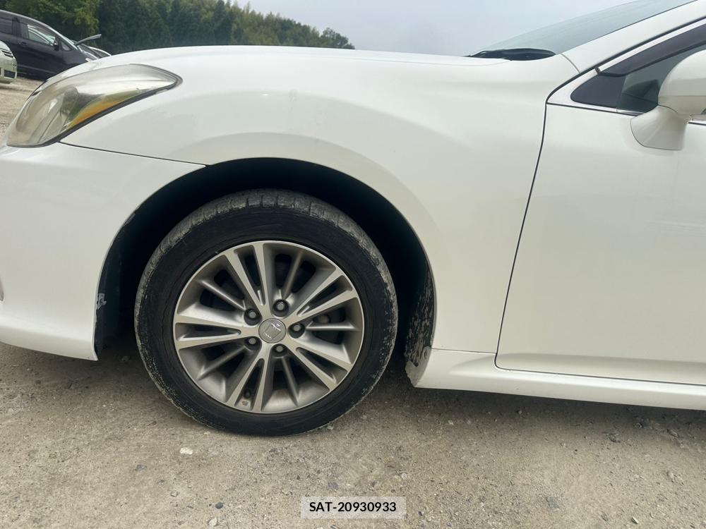 Toyota CROWN 2012-01 7349934-25