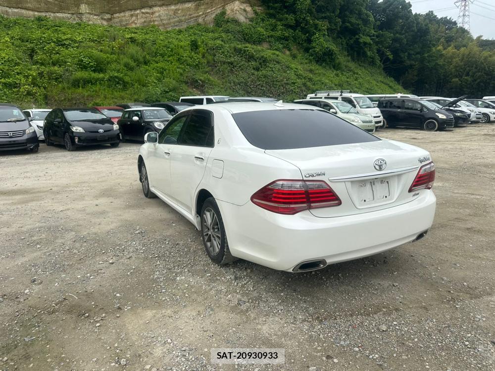 Toyota CROWN 2012-01 7349934-2