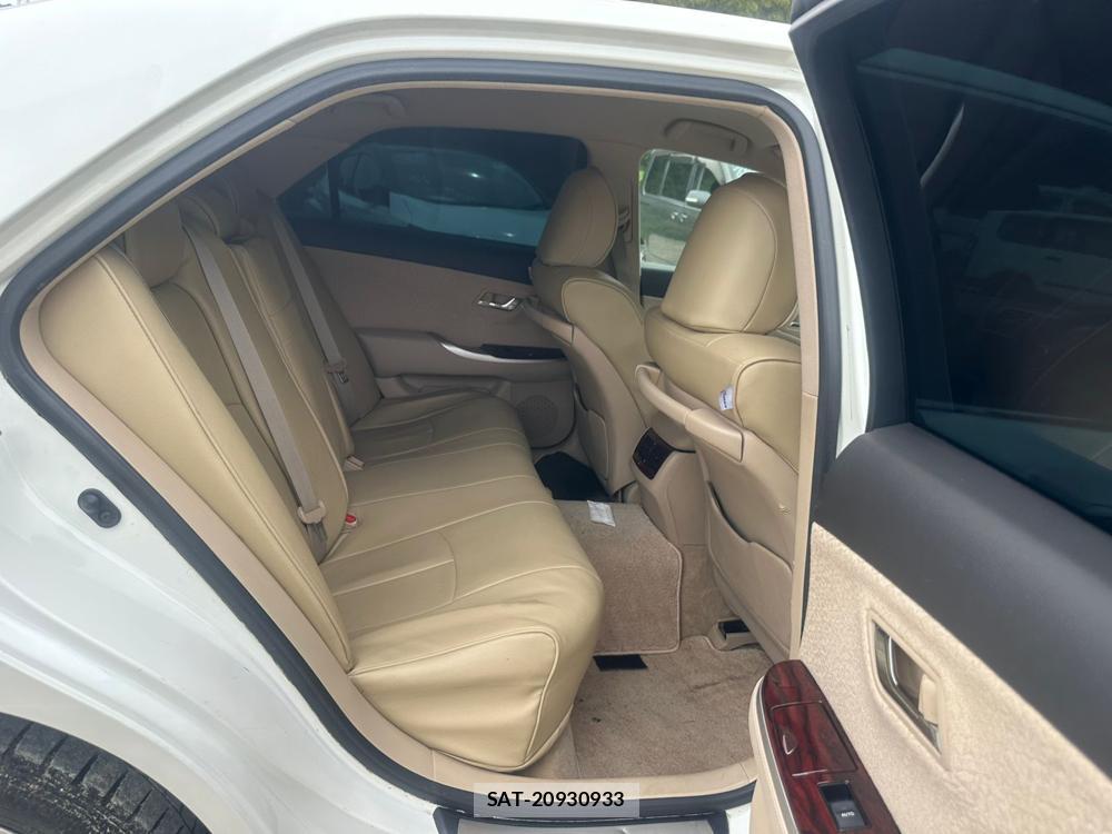 Toyota CROWN 2012-01 7349934-8