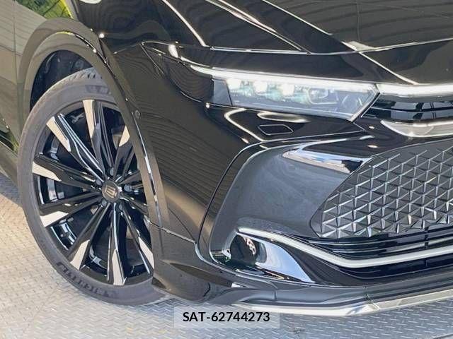 Toyota Crown Crossover 2022-11 882417-12