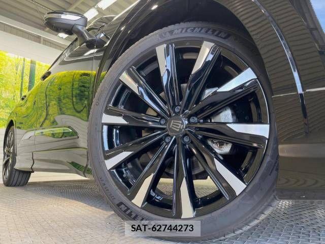 Toyota Crown Crossover 2022-11 882417-13