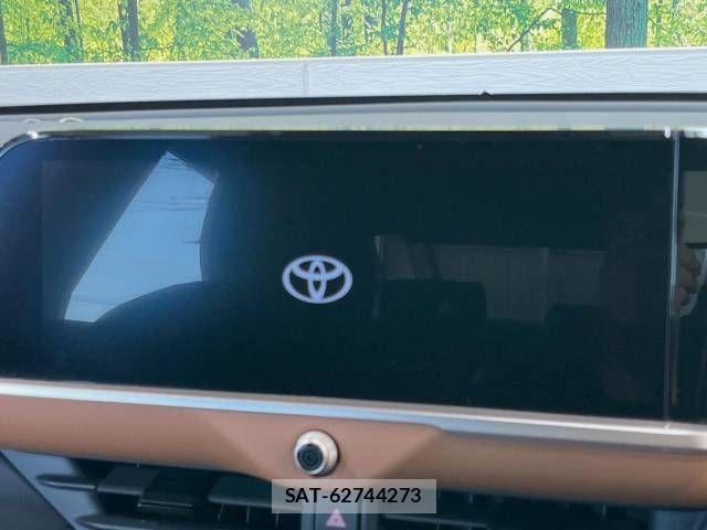 Toyota Crown Crossover 2022-11 882417-4