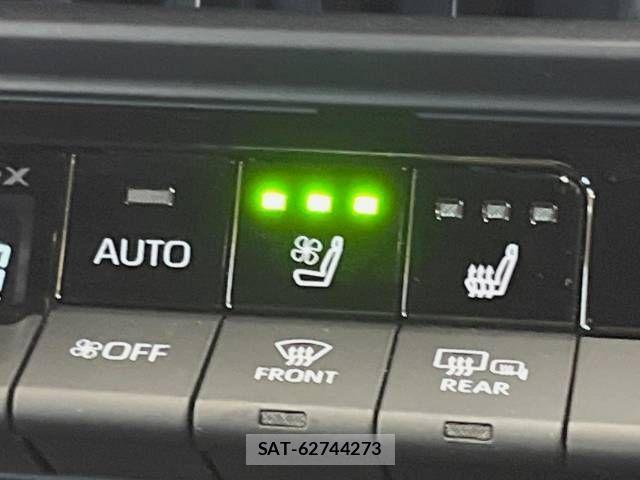 Toyota Crown Crossover 2022-11 882417-7