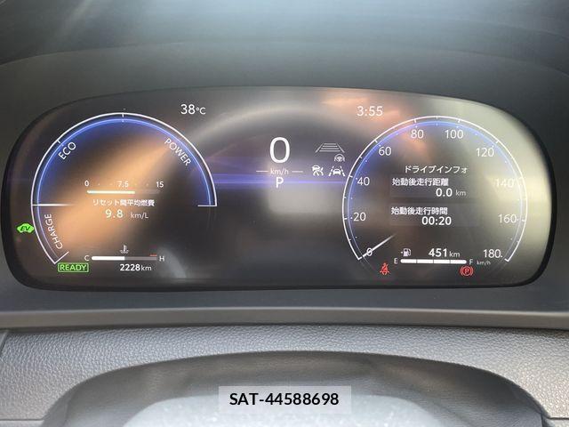 Toyota Crown Crossover 2022-12 1121630-16