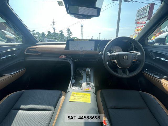 Toyota Crown Crossover 2022-12 1121630-1