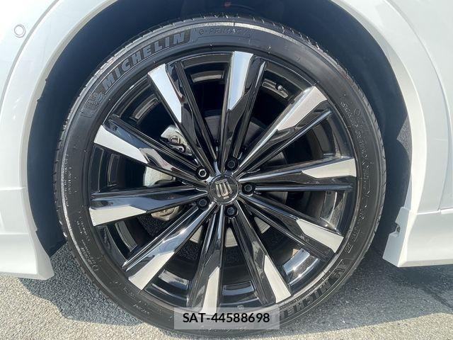 Toyota Crown Crossover 2022-12 1121630-27