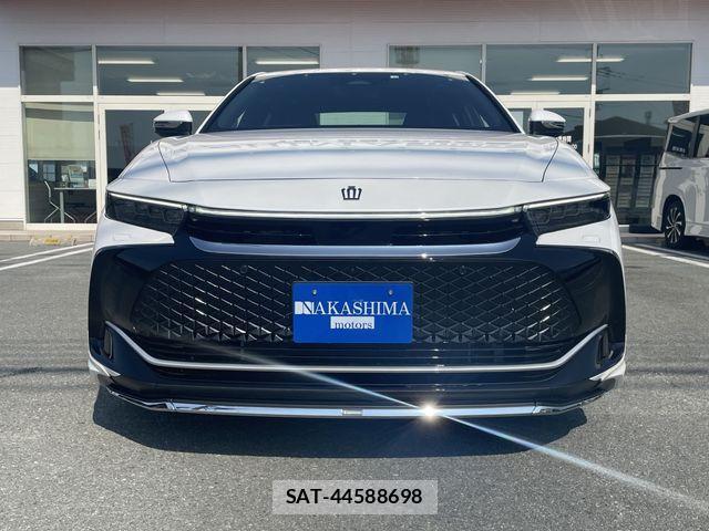 Toyota Crown Crossover 2022-12 1121630-3
