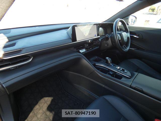 Toyota Crown Crossover 2022-01 1869099-9