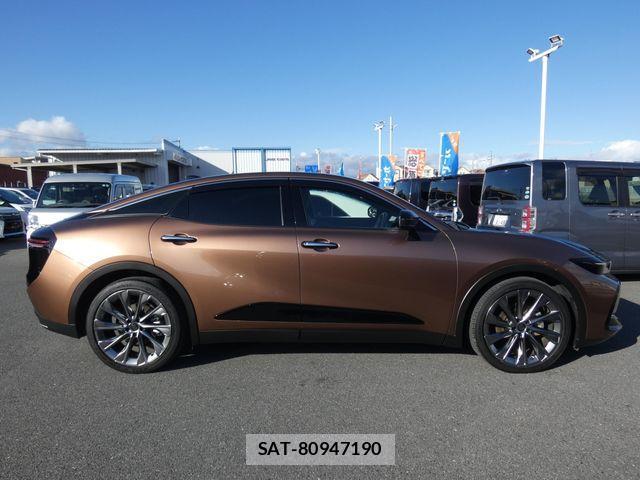 Toyota Crown Crossover 2022-01 1869099-4