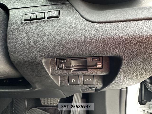 Toyota Crown Crossover 2024-03 2029054-11