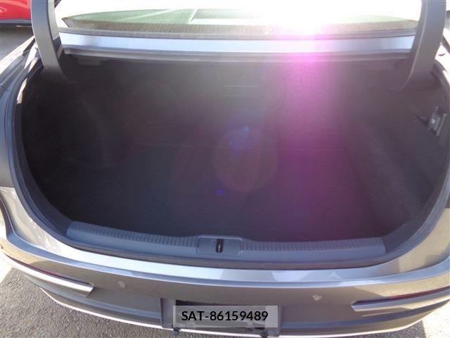 Toyota Crown Crossover 2022-12 2828284-14
