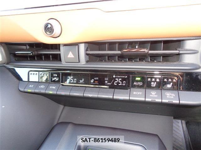 Toyota Crown Crossover 2022-12 2828284-21