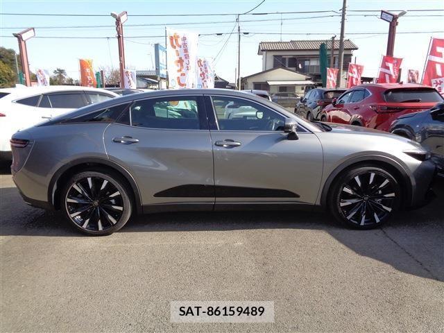 Toyota Crown Crossover 2022-12 2828284-3