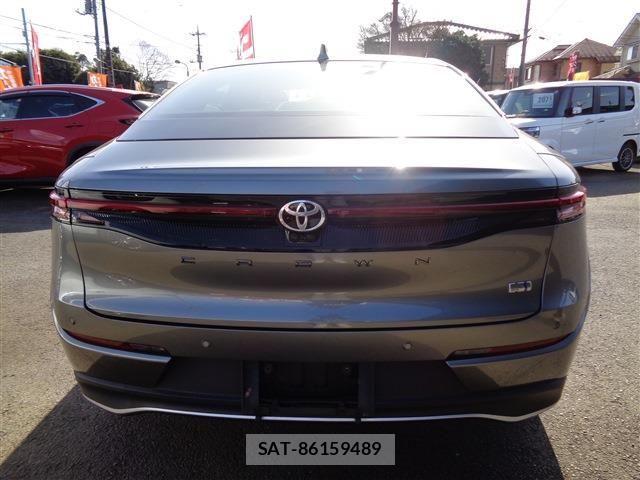 Toyota Crown Crossover 2022-12 2828284-6