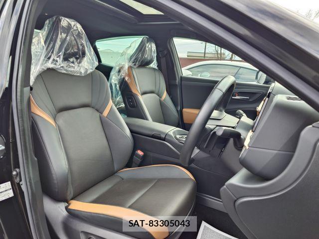 Toyota Crown Crossover 2023-01 3356320-11