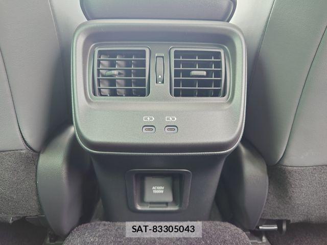 Toyota Crown Crossover 2023-01 3356320-23