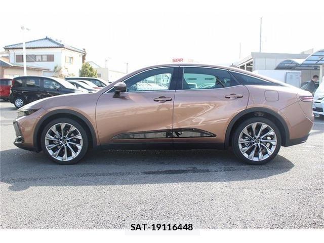 Toyota Crown Crossover 2022-10 3356334-9