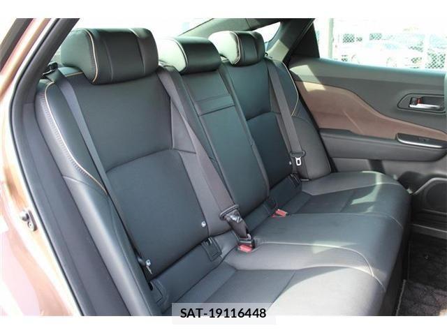 Toyota Crown Crossover 2022-10 3356334-15