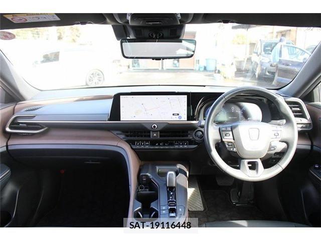 Toyota Crown Crossover 2022-10 3356334-17
